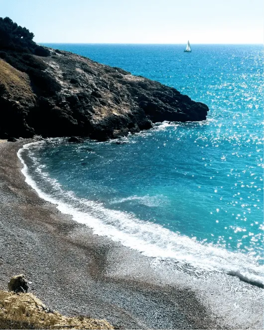 Platja del Muerto gay beach near Sitges close to gay men-only guesthouse near Barcelona