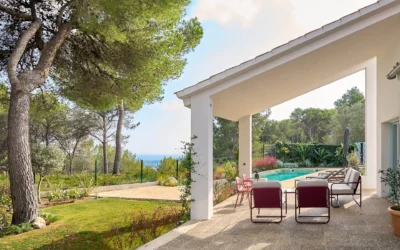 Why Casa Brisa Is Different from a Hotel: A More Personal Boutique Stay Near Sitges